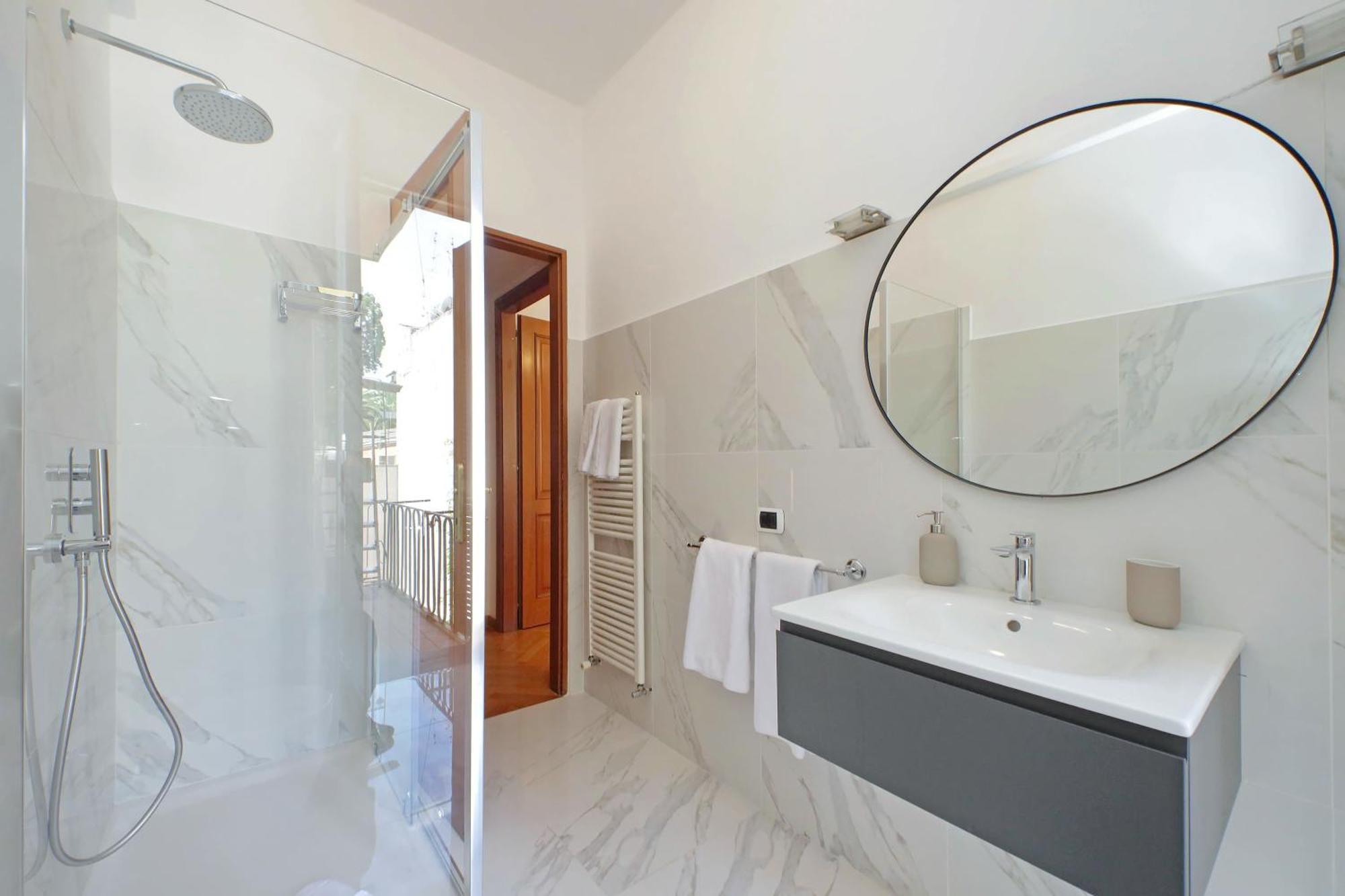 Ych-Comfortable 2 Bedrooms Flat Near Colosseum Rzym Zewnętrze zdjęcie