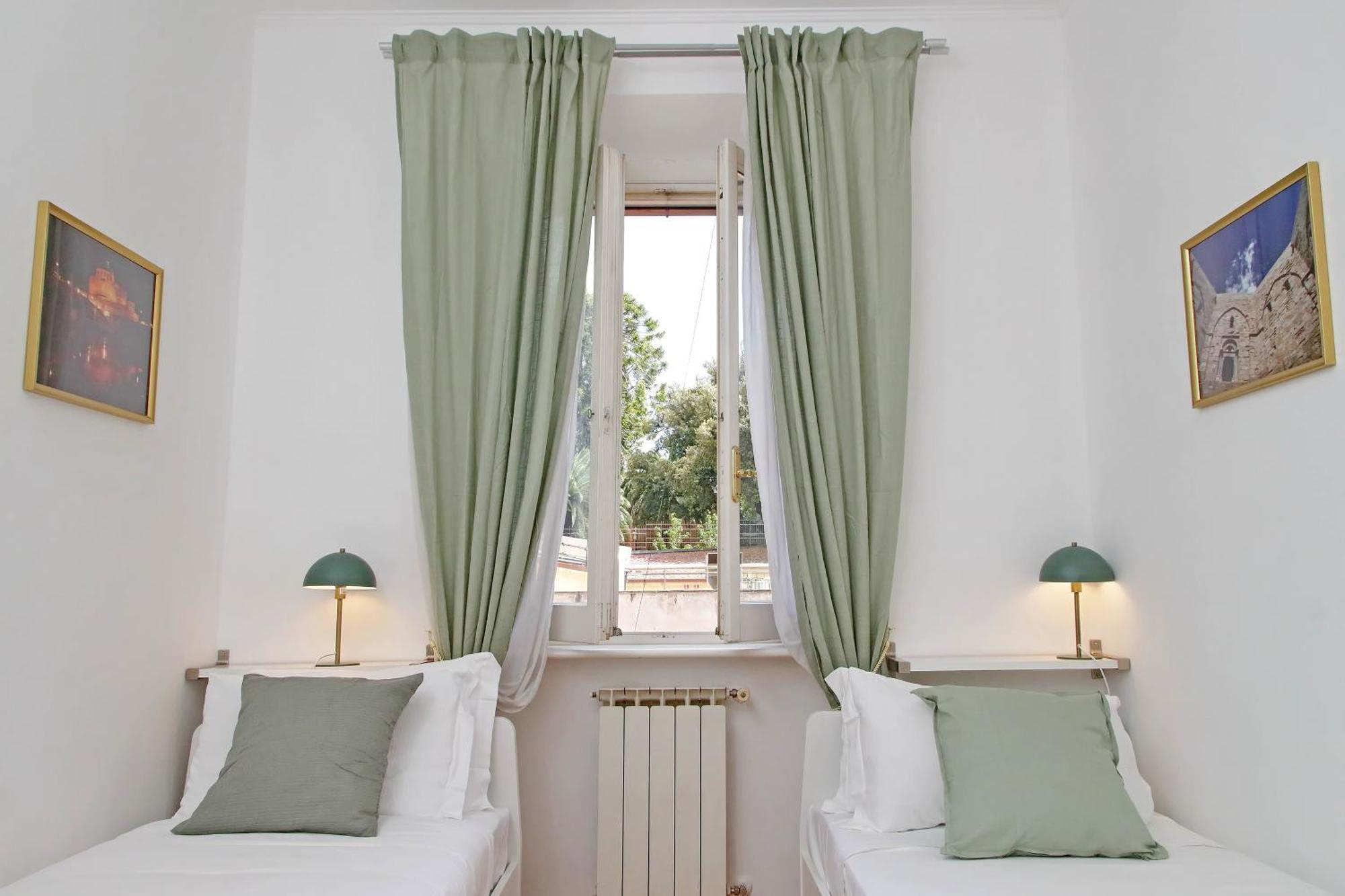 Ych-Comfortable 2 Bedrooms Flat Near Colosseum Rzym Zewnętrze zdjęcie